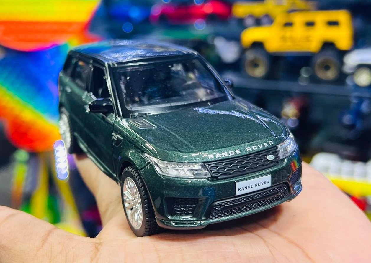 LAND ROVER Yahara Rand Range Win Authorized Alloy Car Model 1: 32 Off-Road Vehicle Pull Back Door Boy Children Toy Decoration Collection - Image 3