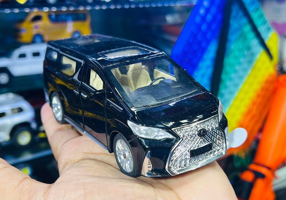 1/32 Toyota Alphard Die Cast Metal Car Die-Cast Vehicle For Kids - Black - Image 5