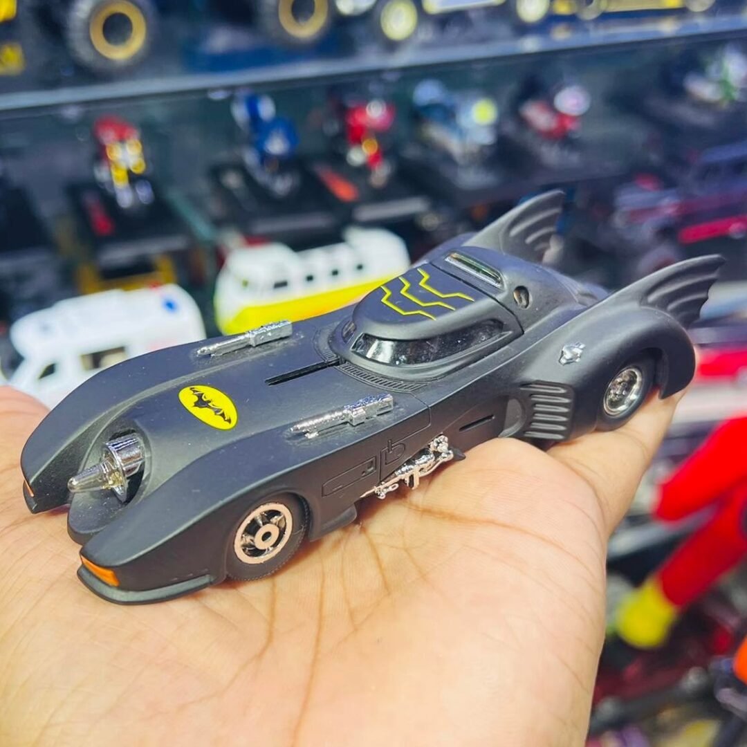 1:38 Scale Hot Wheels Elite 1989 Batmobile Die Cast Car Model Toy Die Cast Vehicle For Kids