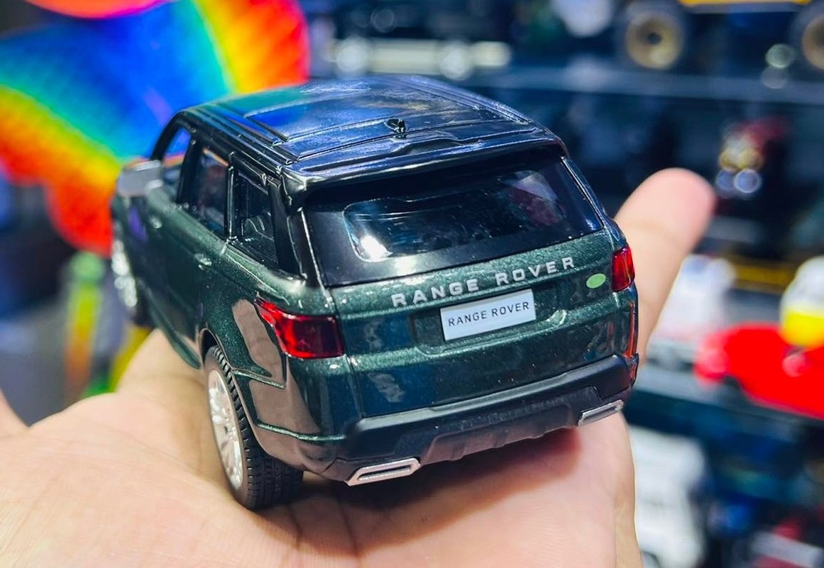 LAND ROVER Yahara Rand Range Win Authorized Alloy Car Model 1: 32 Off-Road Vehicle Pull Back Door Boy Children Toy Decoration Collection - Image 4